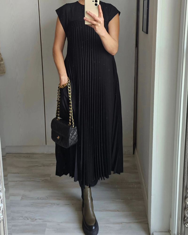 LB | Elegancka plisowana sukienka maxi