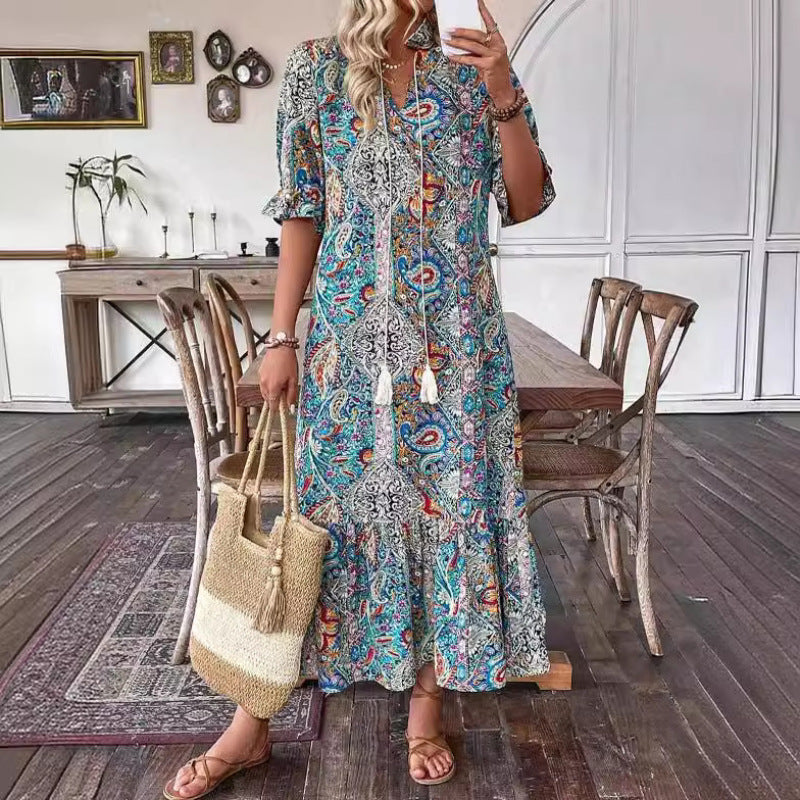 LB | Specjalna mini sukienka z krótkim rękawem i wzorem paisley