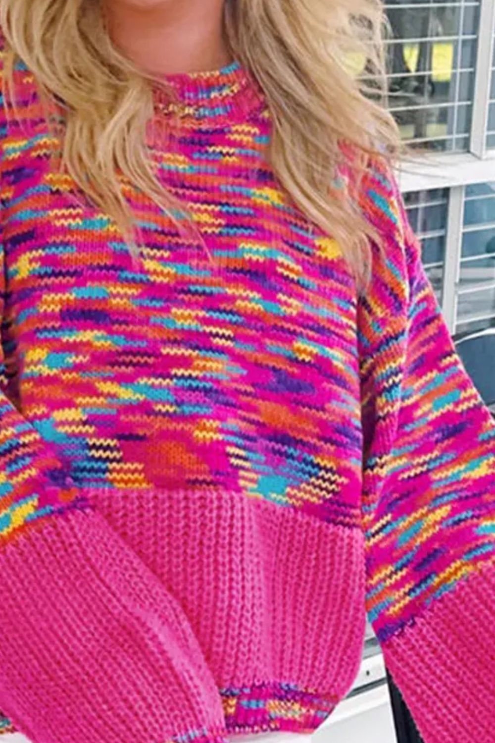 LB | Swobodny i modny sweter