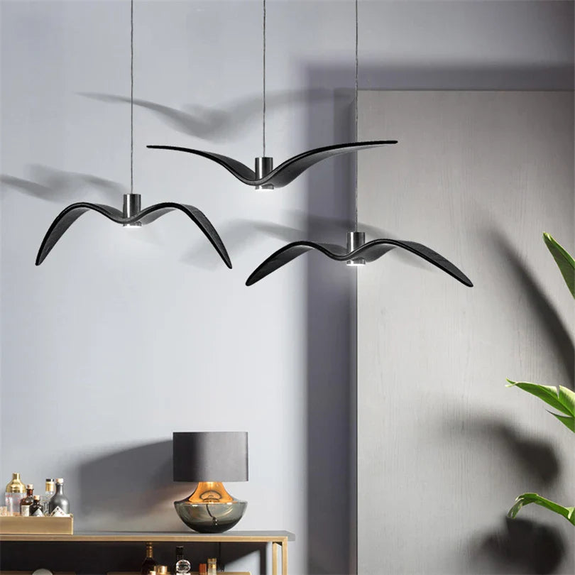 BeakBrilliance - Designové světlo pro ptáky