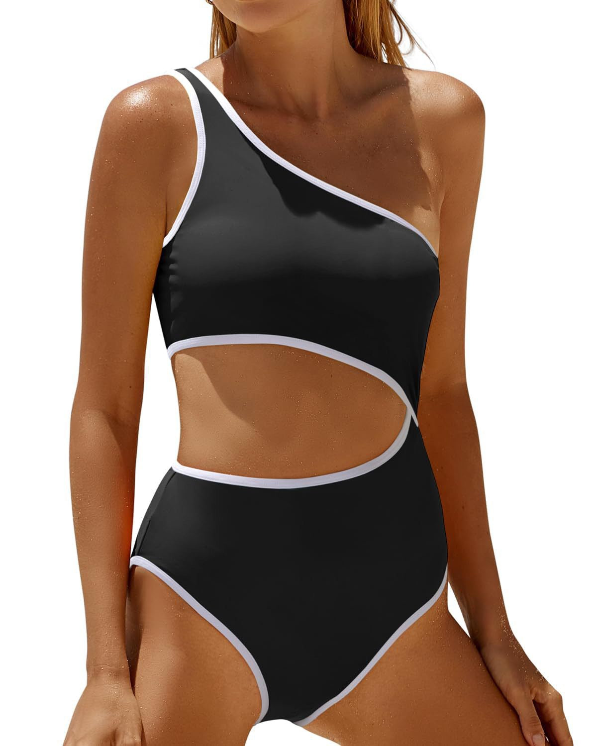 Smukły i nowoczesny Bikini
