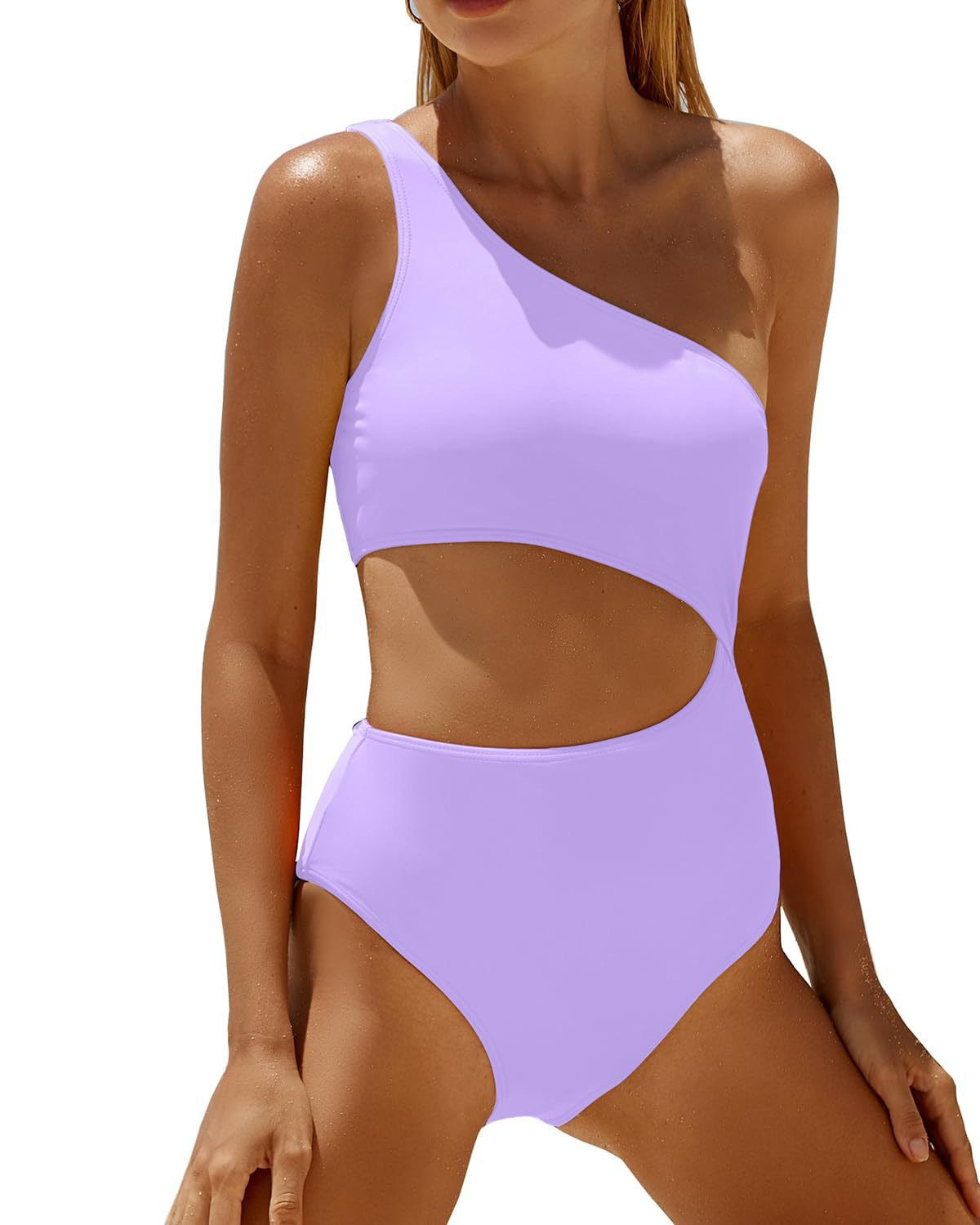 Smukły i nowoczesny Bikini