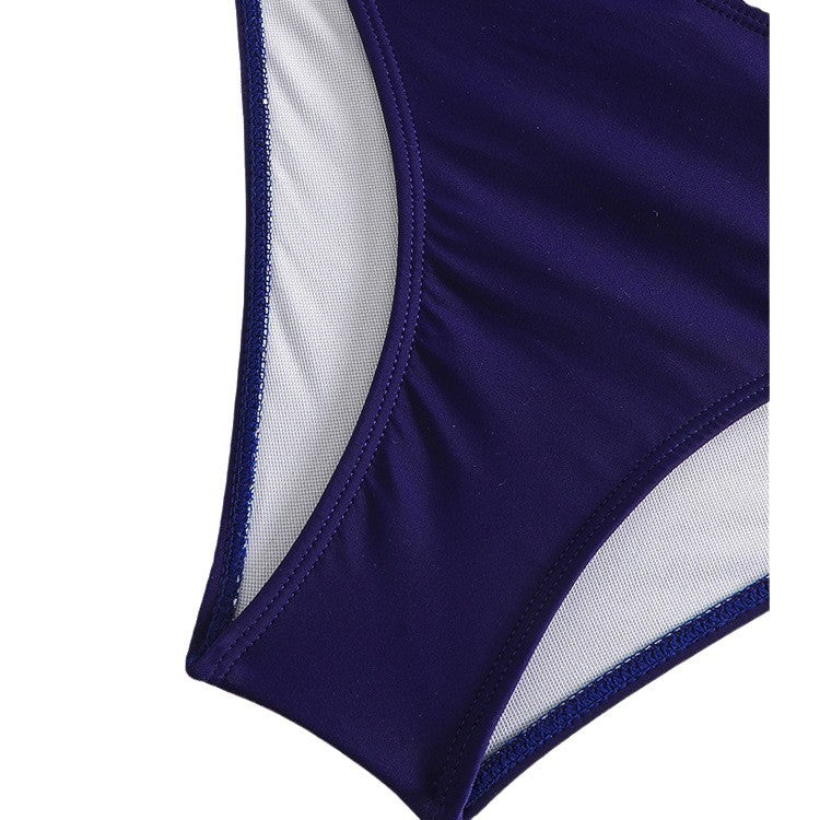 Wypolerowany i figlarny Bikini
