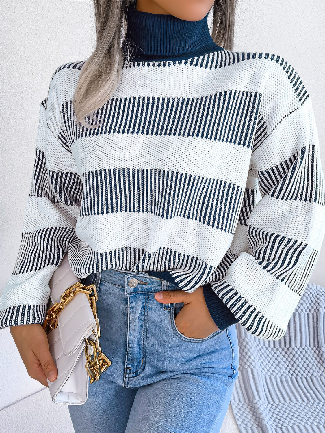 LB | Modny i minimalistyczny sweter