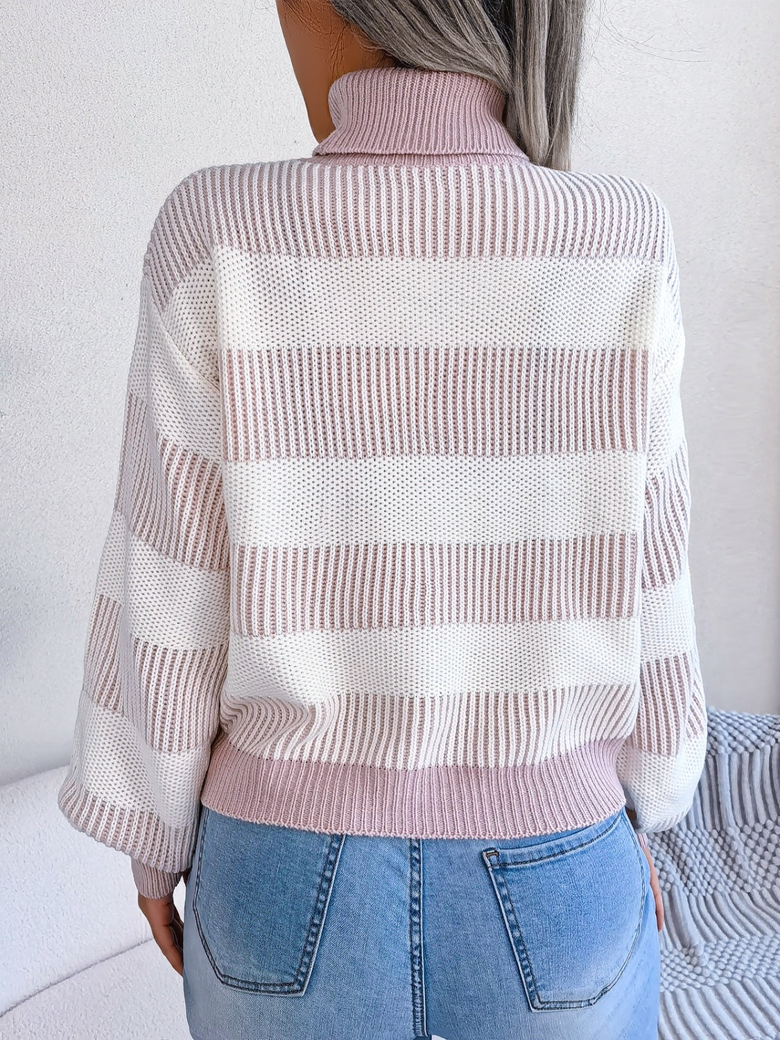 LB | Modny i minimalistyczny sweter
