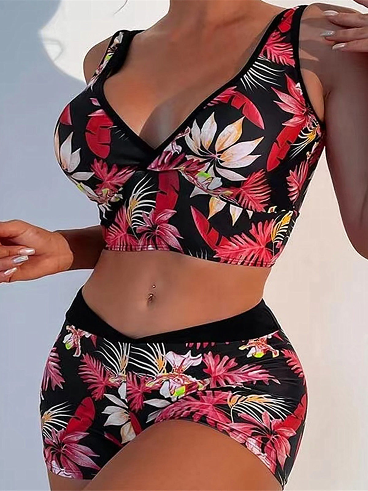 LB | Kobiece i lekkie bikini