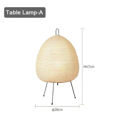 HeritageHaven - Stolní lampa na trojnožce