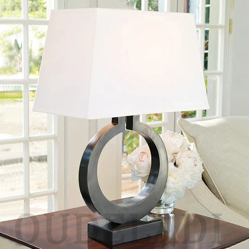 EliteShine - Luxusní stolní lampa