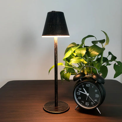 EcoGlow - Dobíjecí stolní lampa