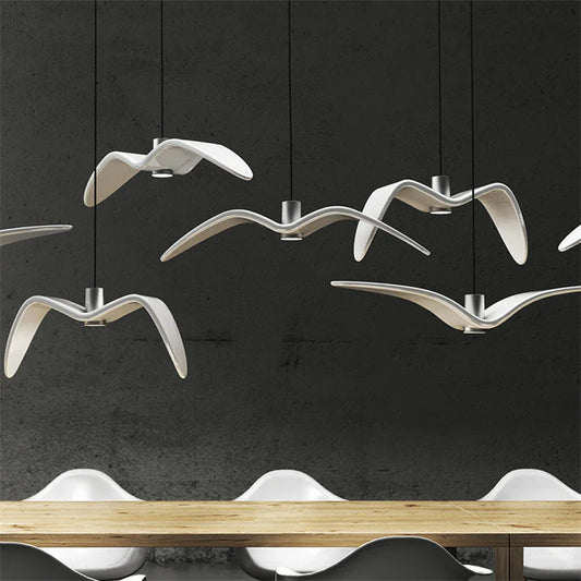 BeakBrilliance - Designové světlo pro ptáky