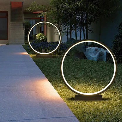LawnLuminary - Kulaté LED osvětlení trávníku