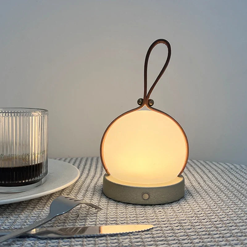 AmbientGlow - Bezdrátová stolní lampa Lantern