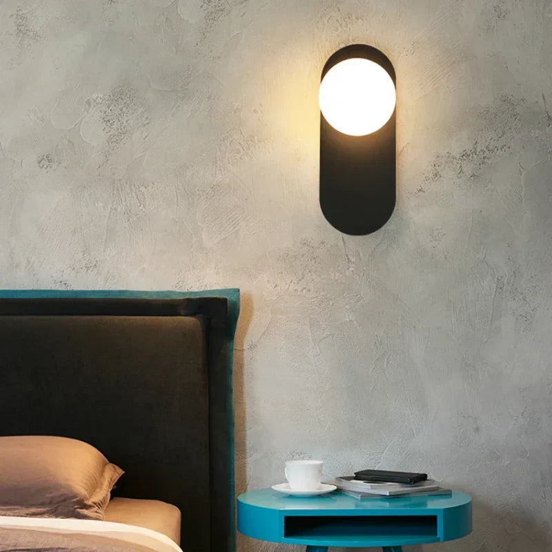 GildedGlimmer - Skleněná globe moderní led nástěnné svítidlo