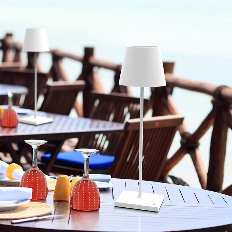 AuraLamp - Minimalistická bezdrátová lampa