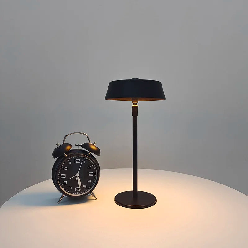 OriginalityGlow - Unikátní stolní lampa