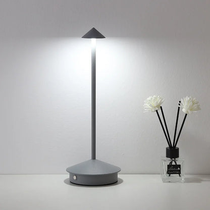 LumiTap - Stolní lampa s dotykovým senzorem