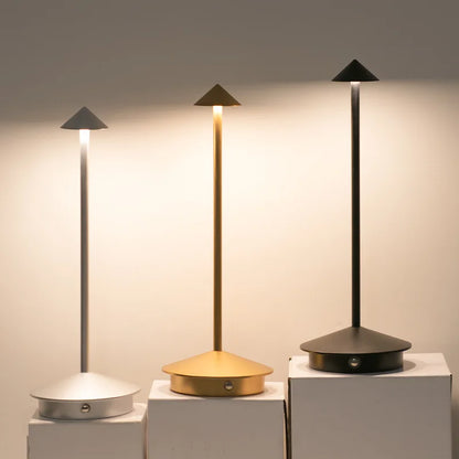LumiTap - Stolní lampa s dotykovým senzorem