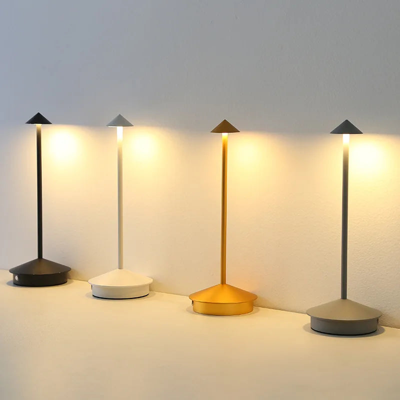 LumiTap - Stolní lampa s dotykovým senzorem