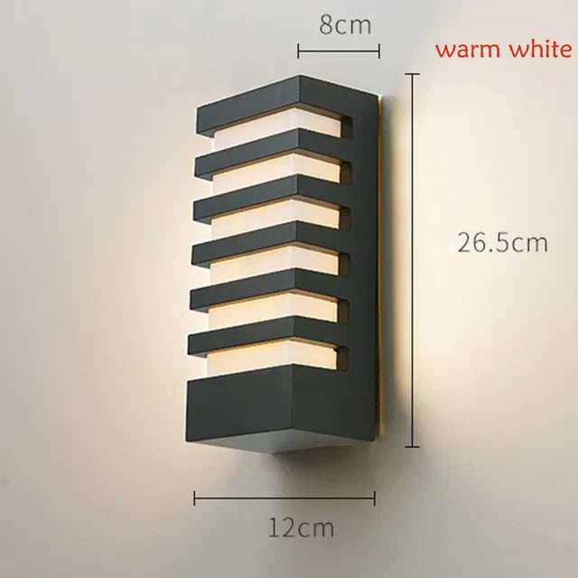 AlumiLuxe - Moderní hliníková lampa