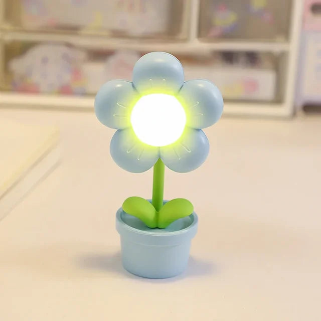 BloomLite - Malá květinová stolní lampa