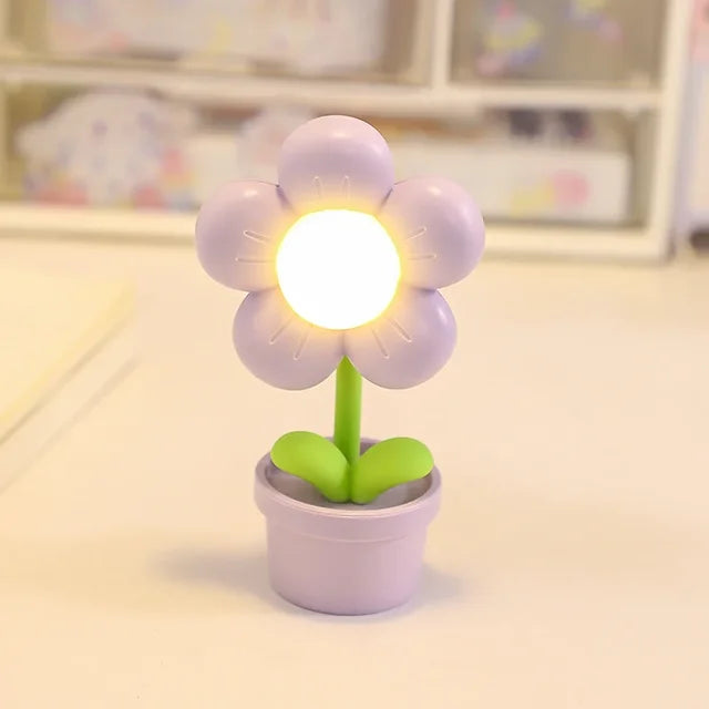 BloomLite - Malá květinová stolní lampa