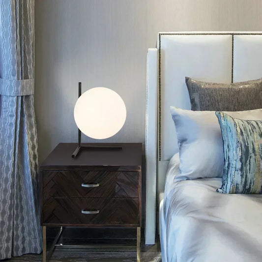 ClearEleganz - Moderní minimalistická stolní lampa
