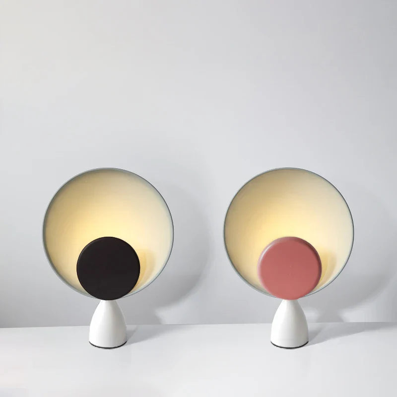 NordicRadiance - Severská stolní lampa