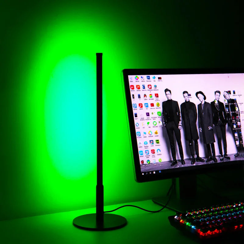 Bulbous Base - Stolní lampa s kulatým podstavcem