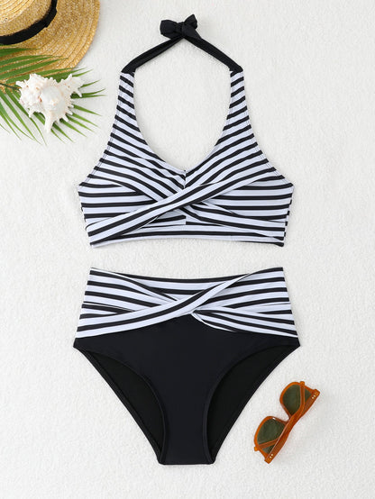Smukły i nowoczesny Bikini