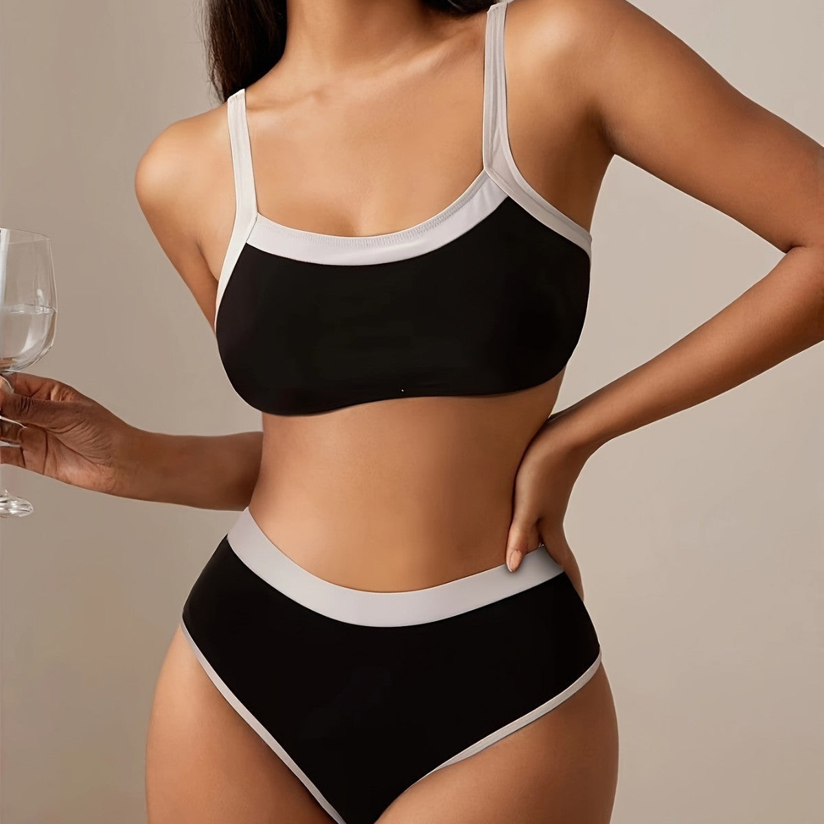 Stonowany i elegancki Bikini