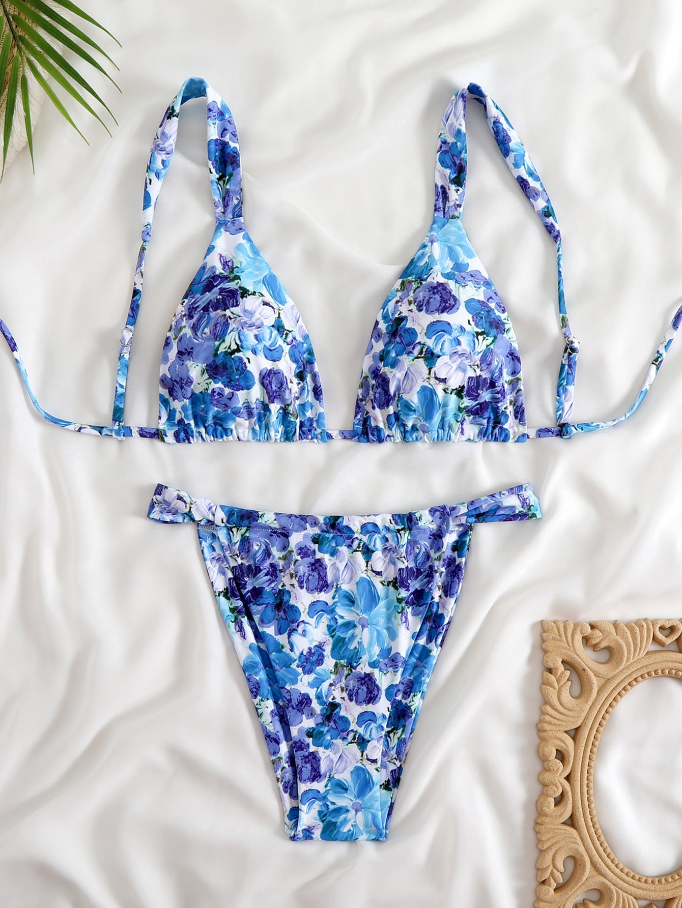 Żywy i wyjątkowy Bikini