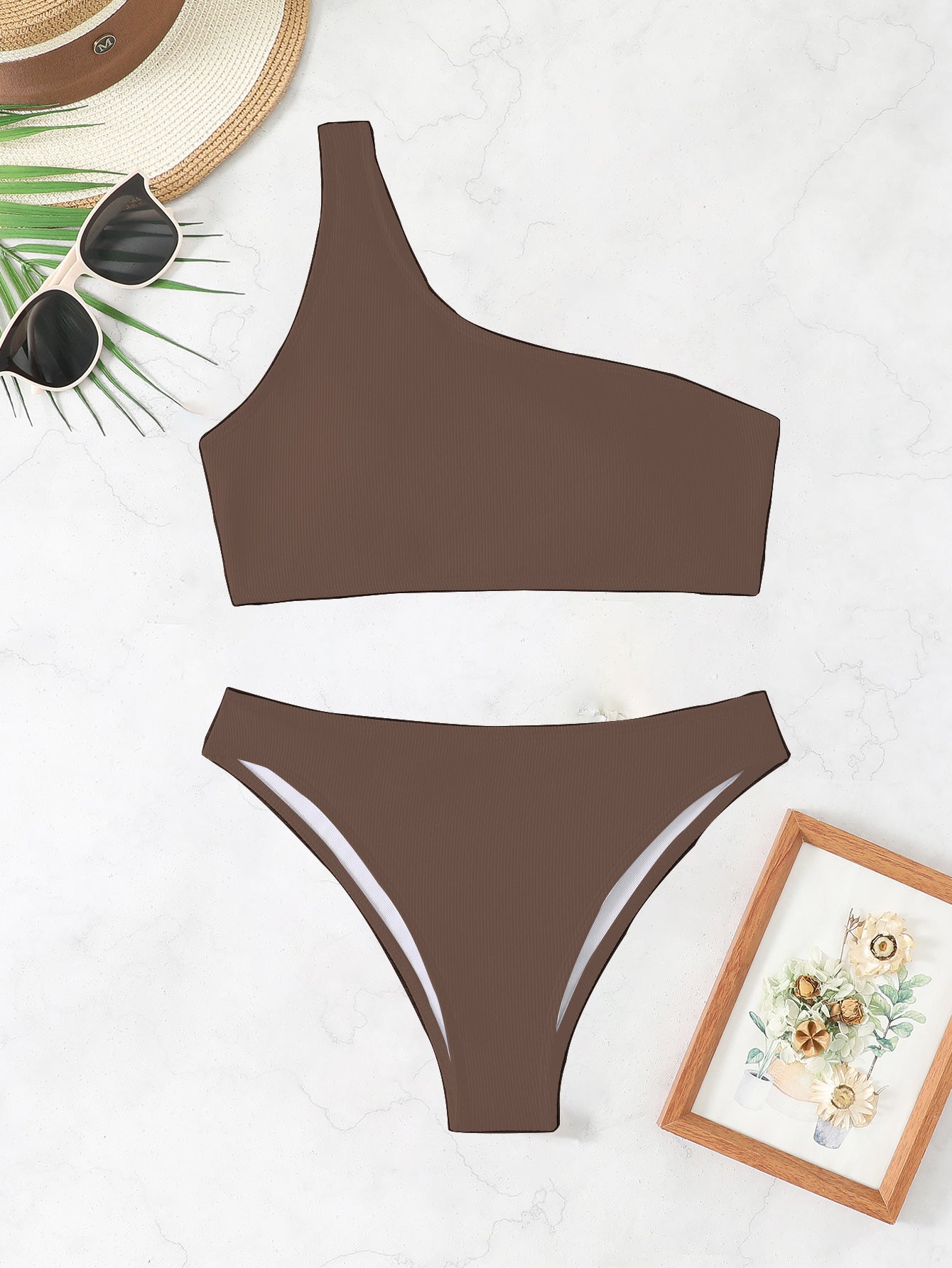 Żywy i wyjątkowy Bikini