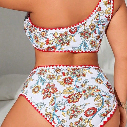 Nowoczesny i minimalistyczny Bikini