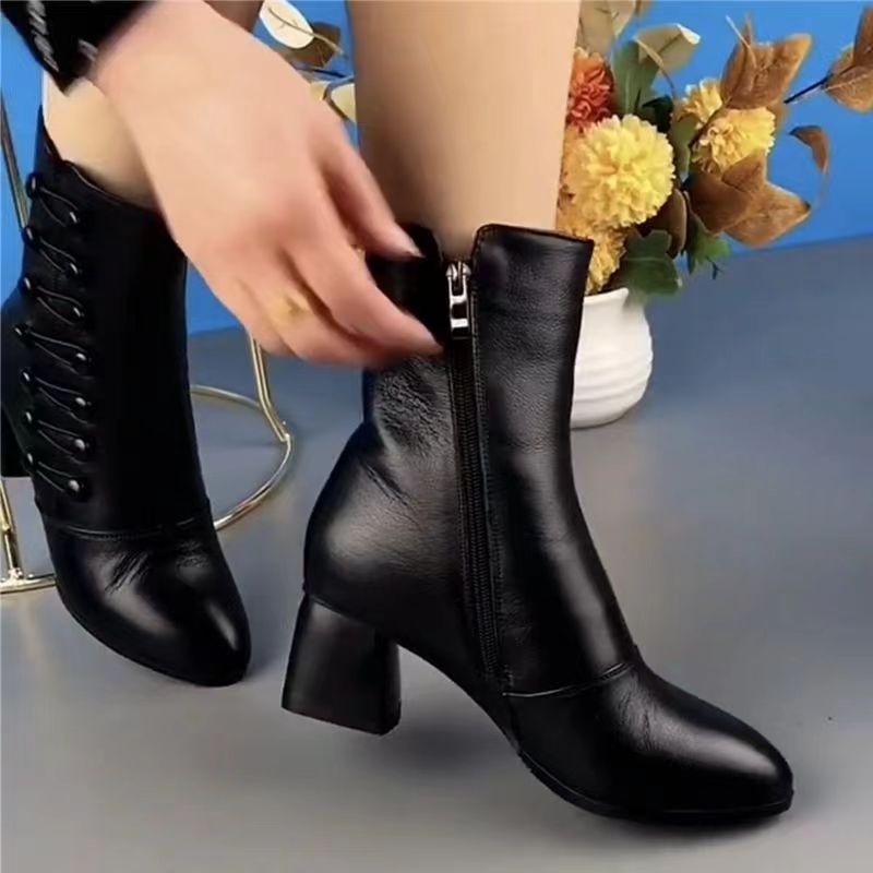 LB | Eleganckie buty z bocznymi guzikami