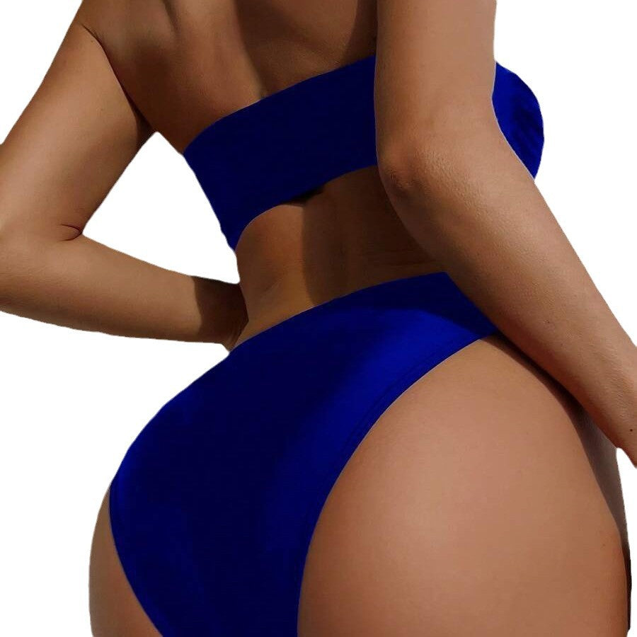 Nowoczesny i minimalistyczny Bikini