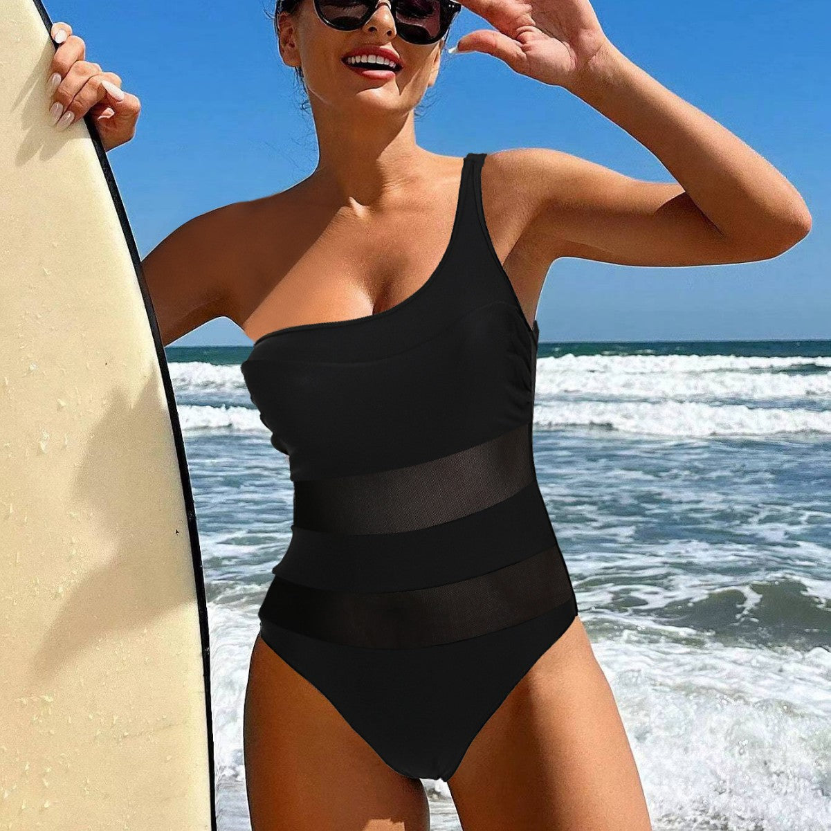 Świeży i kobiecy Bikini