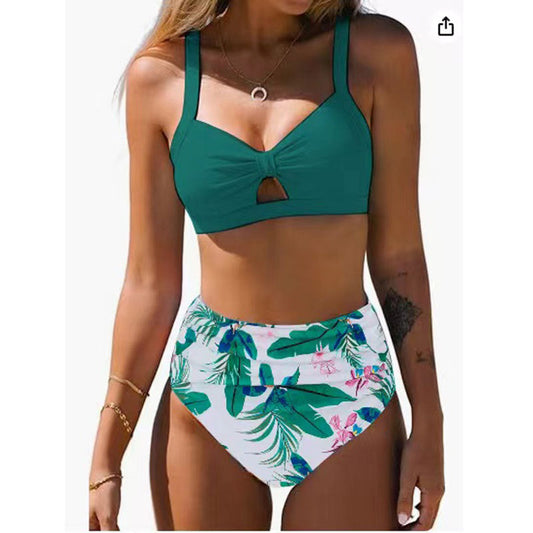 Świeży i kobiecy Bikini