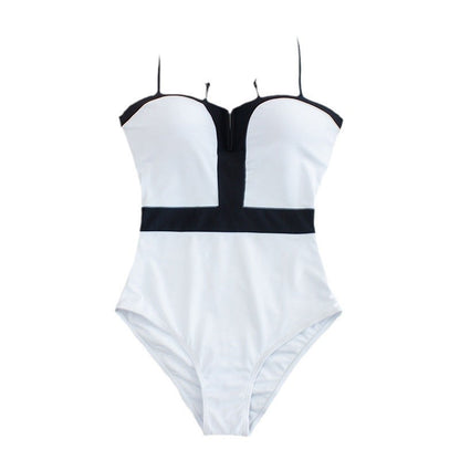 Żywy i wyjątkowy Bikini