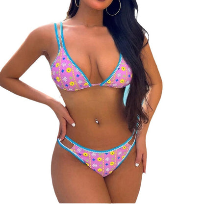 Płynny i fantastyczny Bikini