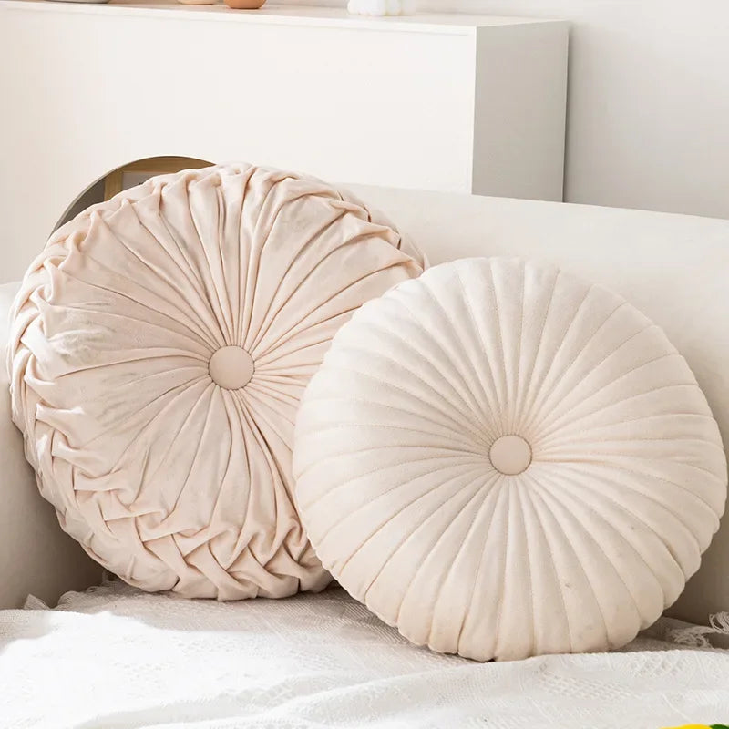 FluffyWheel | Stylový dekorativní polštářek s motivem kola