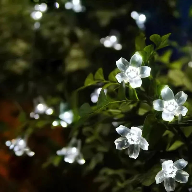 LumiBlossom - Solární zahradní květinové osvětlení