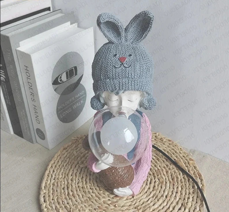 HatDiva - Stolní lampy Hat girl