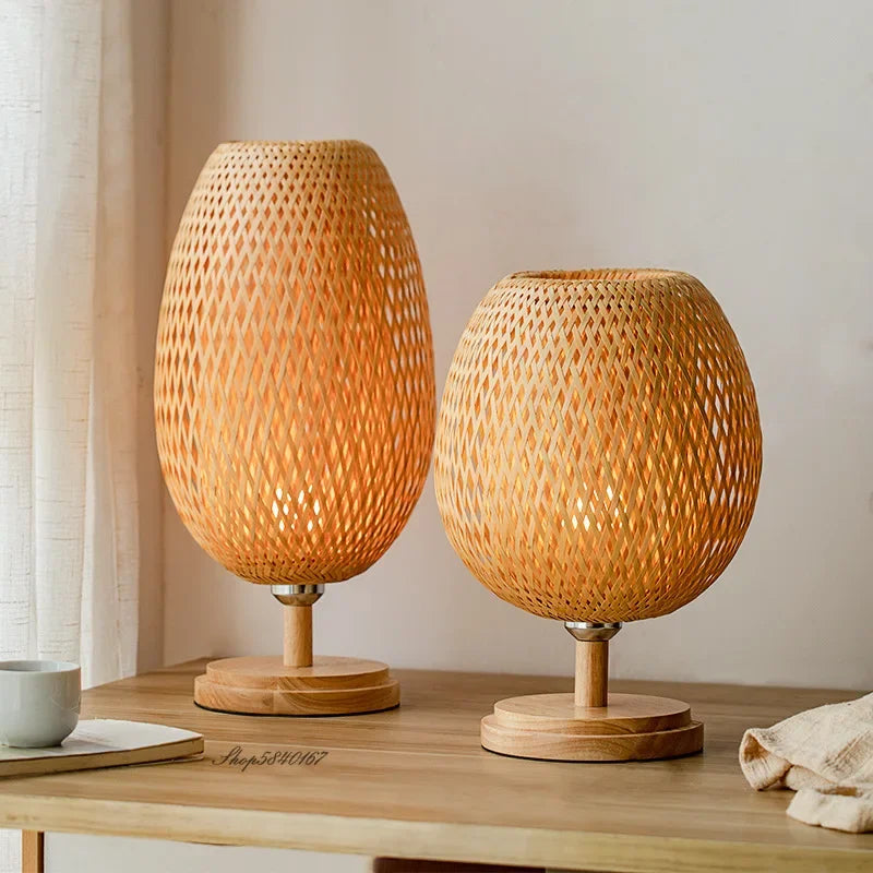 AntiqueBamboo - Vintage bambusová stolní lampa