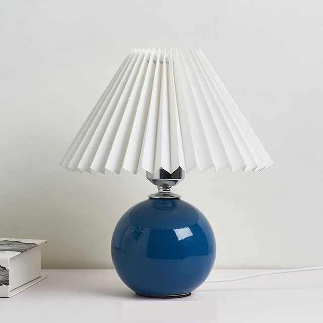 Antique Pleated - Vintage stolní lampa s plisovaným stínidlem