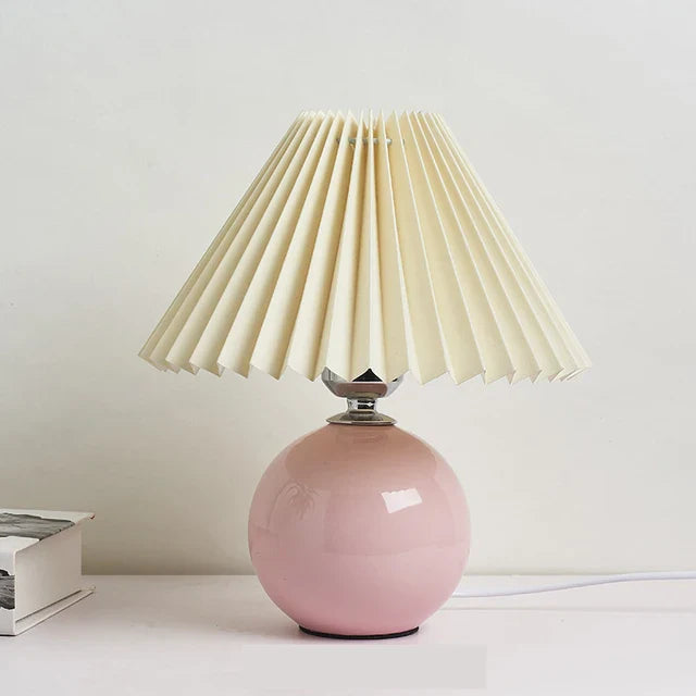 Antique Pleated - Vintage stolní lampa s plisovaným stínidlem