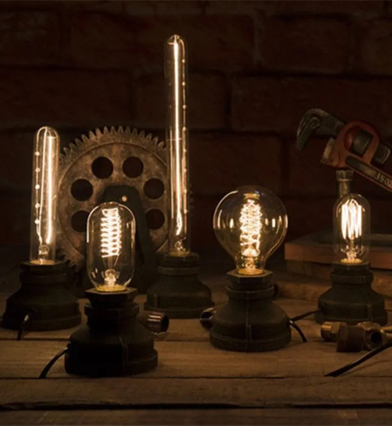 AquaCraft - Průmyslová lampa na vodovodní potrubí
