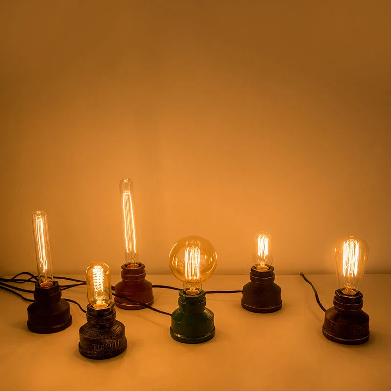 AquaCraft - Průmyslová lampa na vodovodní potrubí