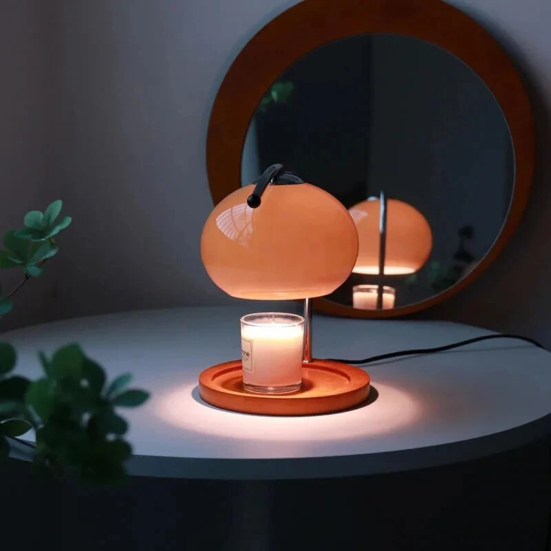 AvantGlimmer - Skleněná stolní lampa Macaron