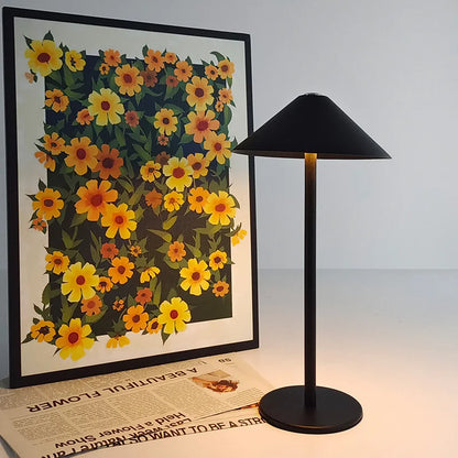 GoLumina - Dobíjecí stolní lampa