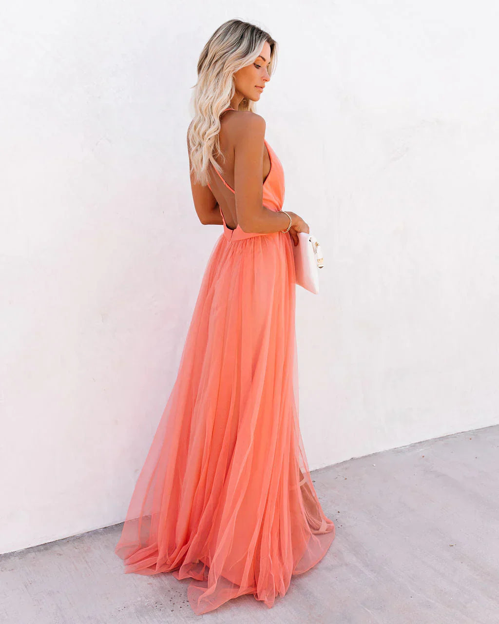 LB | Sukienka maxi 'Petal Dust'